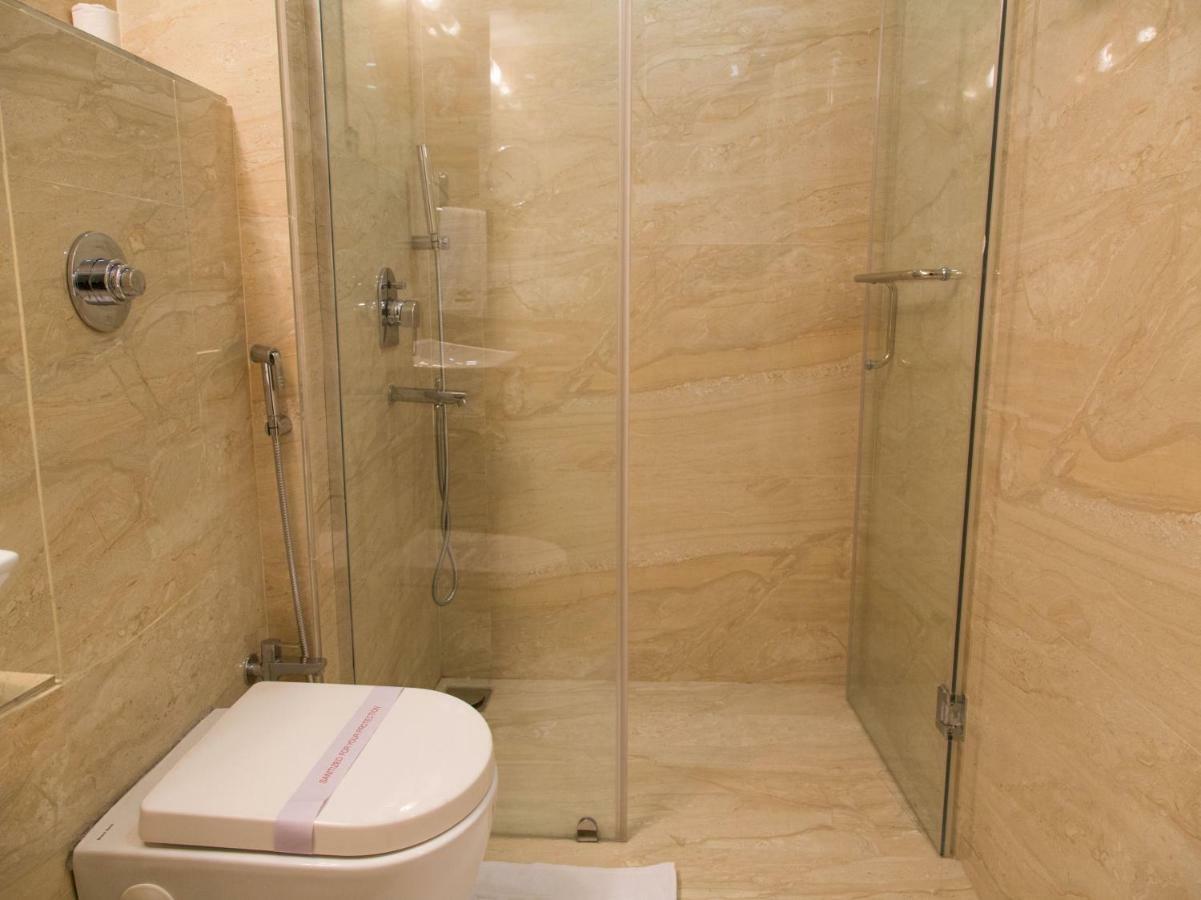 Oyo 1334 De'amor Exclusive Timoho 2*