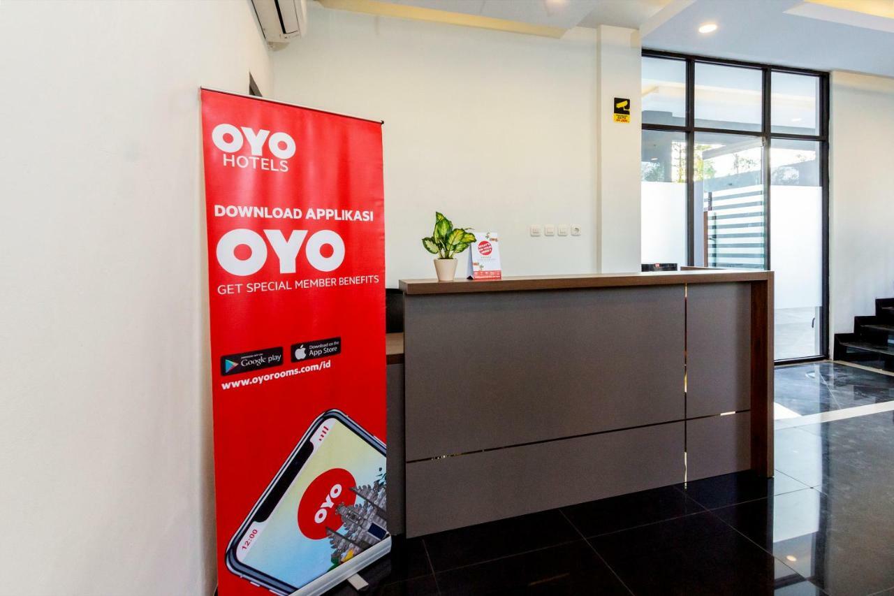Oyo 1334 De'amor Exclusive Timoho 2*